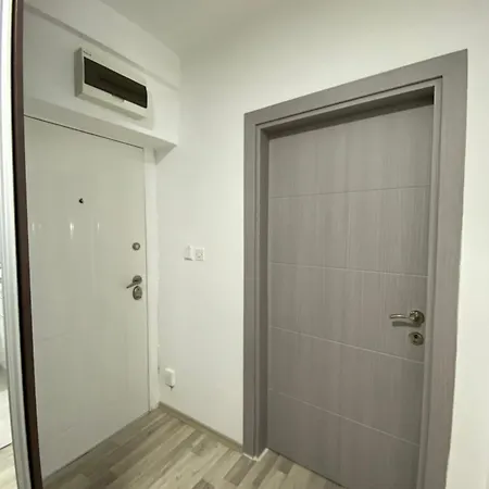 Fia House Hrom